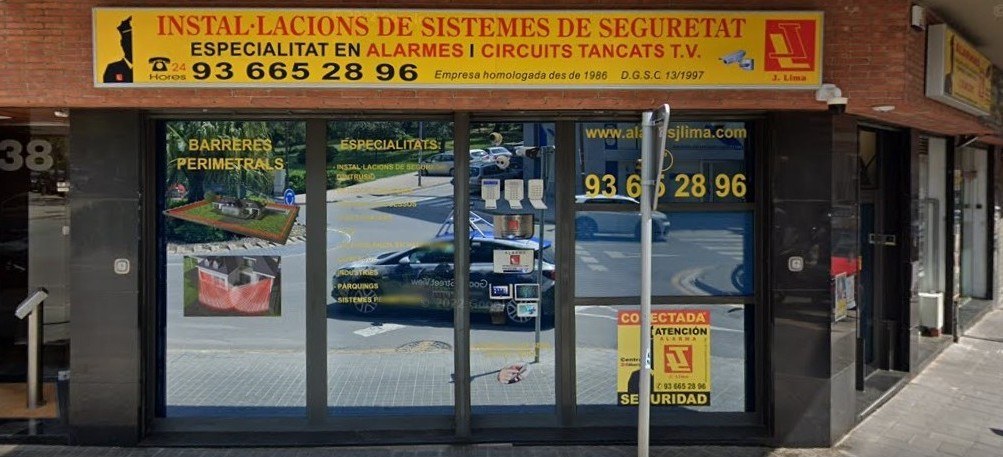 Fachada de la tienda de J. Lima Sistemas de Seguridad en C/ Doctor Trueta 36-38, Castelldefels